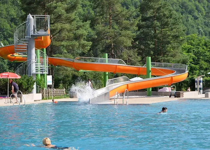 Haus Treffer Casa de hóspedes 4*