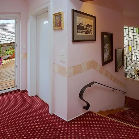 Haus Treffer 4* Бухен